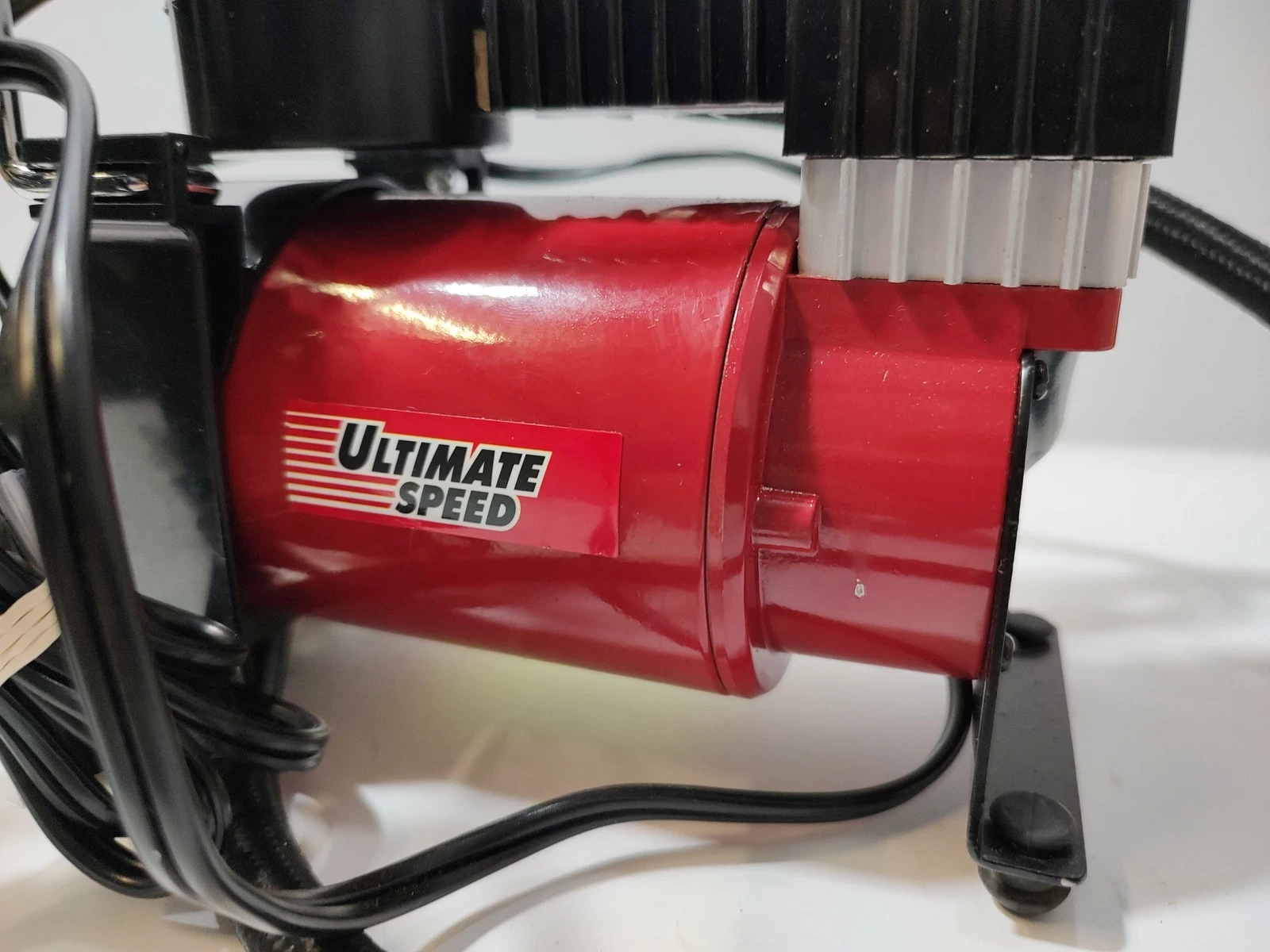 ULTIMATE SPEED® UMK 10 C2 Minikompressor - B-Ware sehr gut, 13,99 €