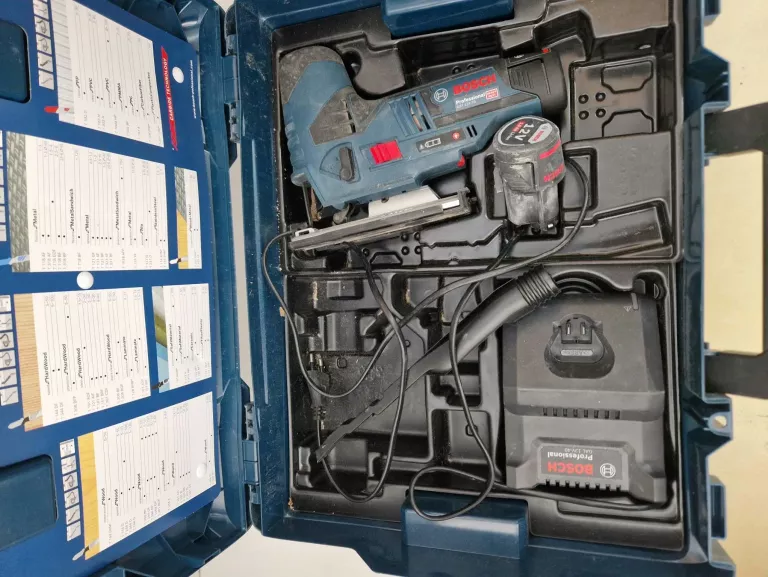 WYRZYNARKA BOSCH GST 12V-70 WALIZKA