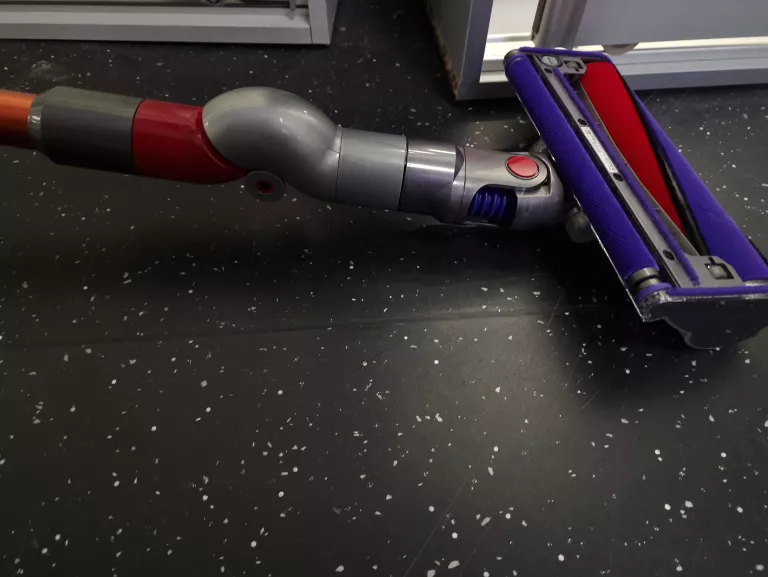 ODKURZACZ DYSON V10 ABSOLUTE ZESTAW