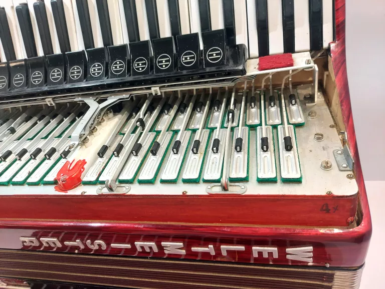 akordeon-weltmeister-120-basow-marka-248930-1080322