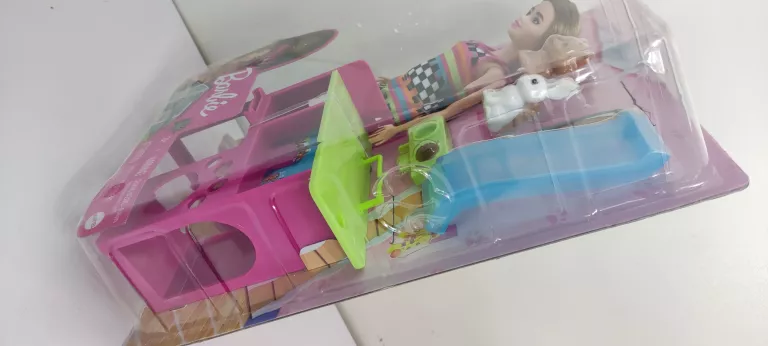 BARBIE LALKA I DOMEK DLA ZWIERZAKÓW HGM62