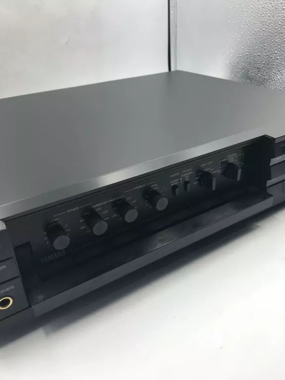 PRZEDWZMACNIACZ YAMAHA CX-70 + OKABLOWANIE