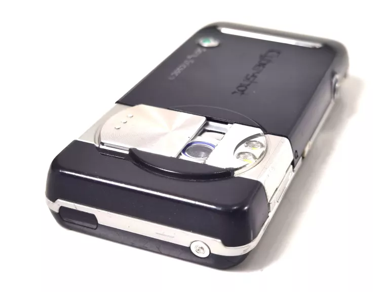 TELEFON SONY ERICSSON K550I ŁADOWARKA