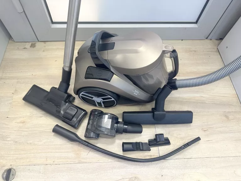 ODKURZACZ BEZWORKOWY TEFAL COMPACT POWER XXL