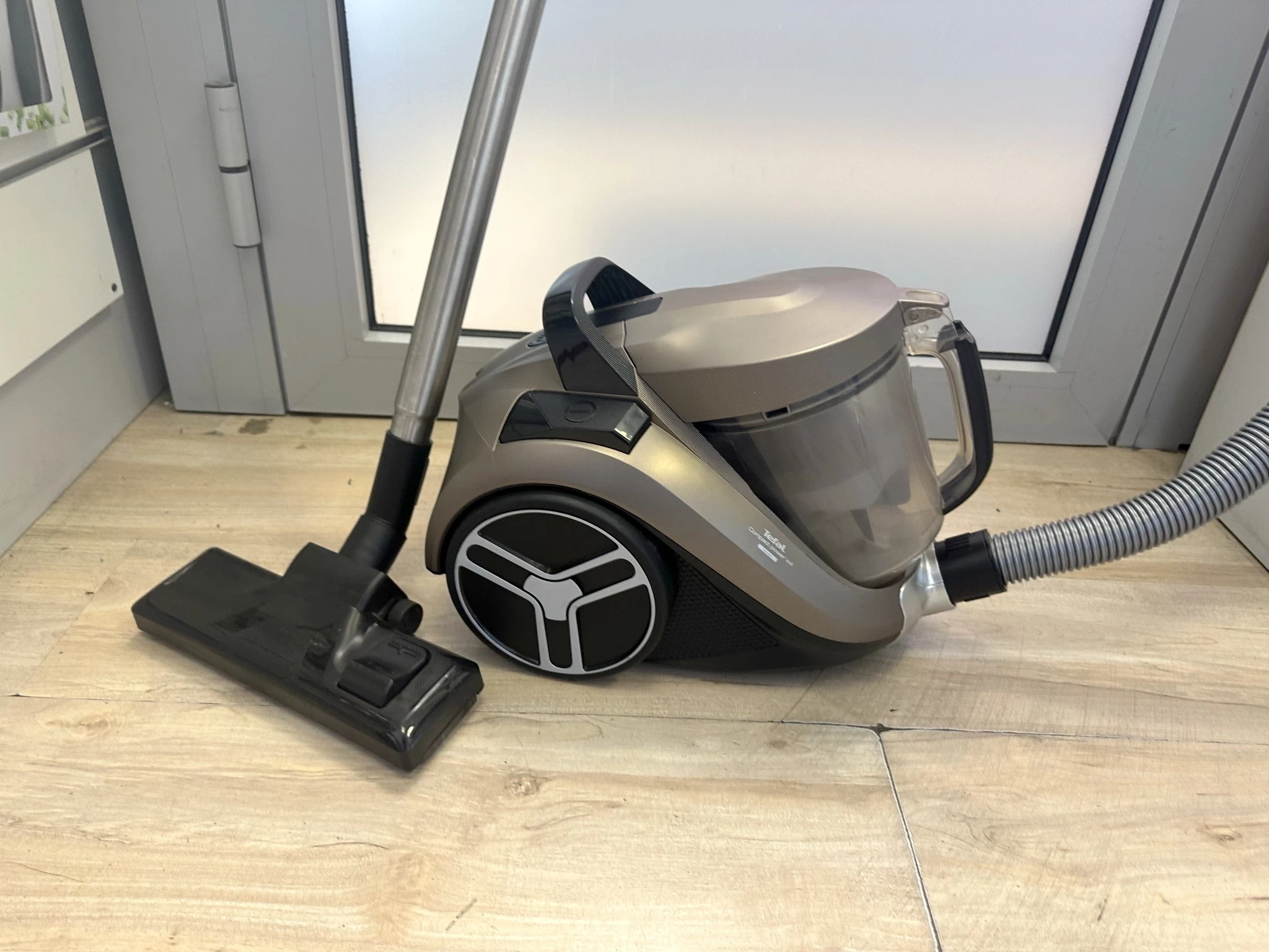 odkurzacz-bezworkowy-tefal-compact-power-xxl-kod-producenta-compact-power-xxl-tw4826