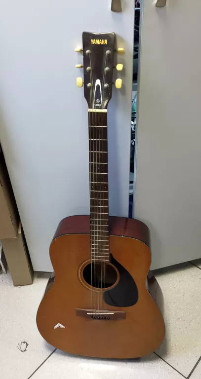 GITARA YAMAHA FG-140 (BRAK 1 STRUNY)