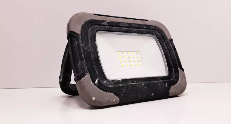 AKUMULATOROWY REFLEKTOR LED ZD TRADING 2574900