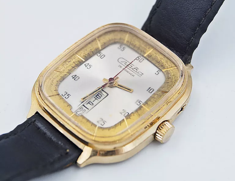 meski-zegarek-slava-pozlacany-26-jewels-lodowka-rodzaj-analogowe