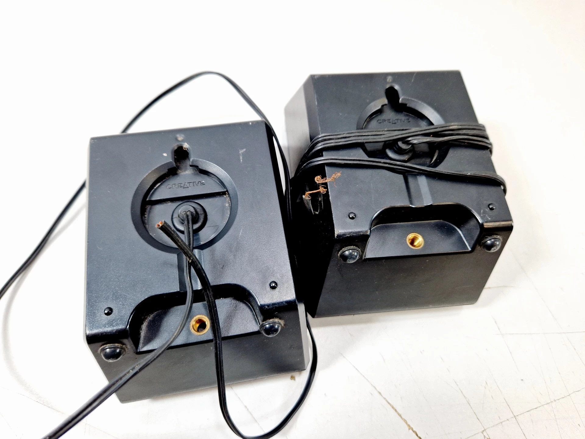 subwoofer-glosniki-creative-inspire-p5800-opis-model-inspire-p5800