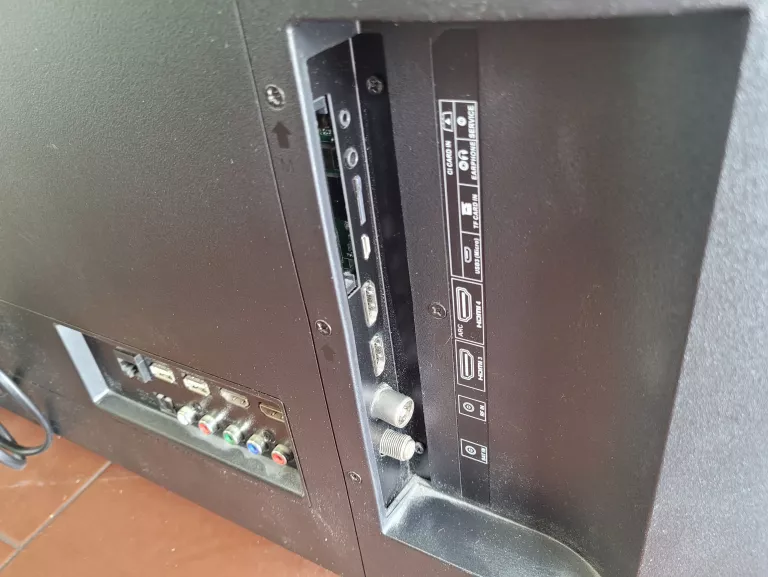 telewizor-tv-sharp-50bl2ea-50-4k-uhd-android-t-klasa-efektywnosci-energetycznej-stara-klasyfikacja-dla-produktow-uzywanych