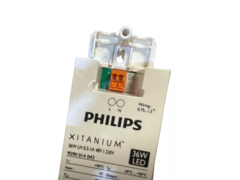 LAMPA WPUSTOWA  FIRMY PHILIPS, MODEL: RS751B LED39