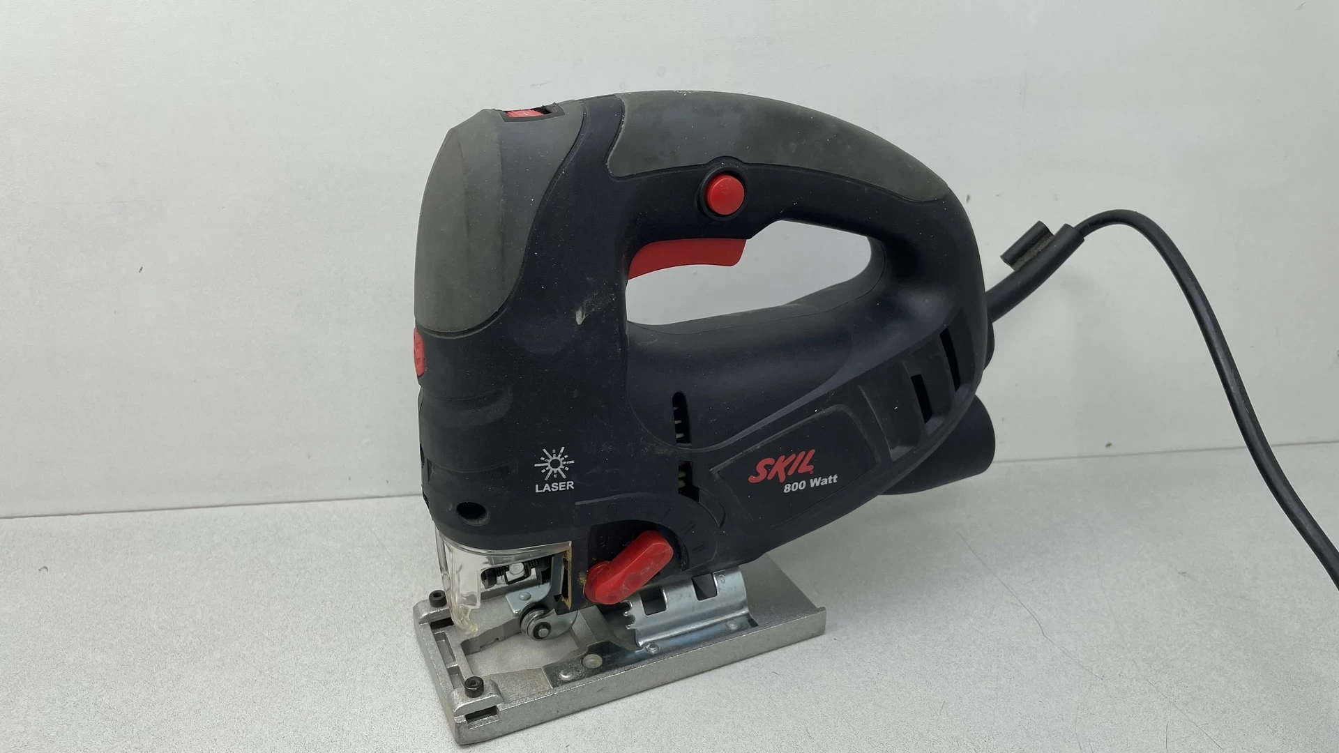 wyrzynarka-skil-1061-800w-stan-uzywany