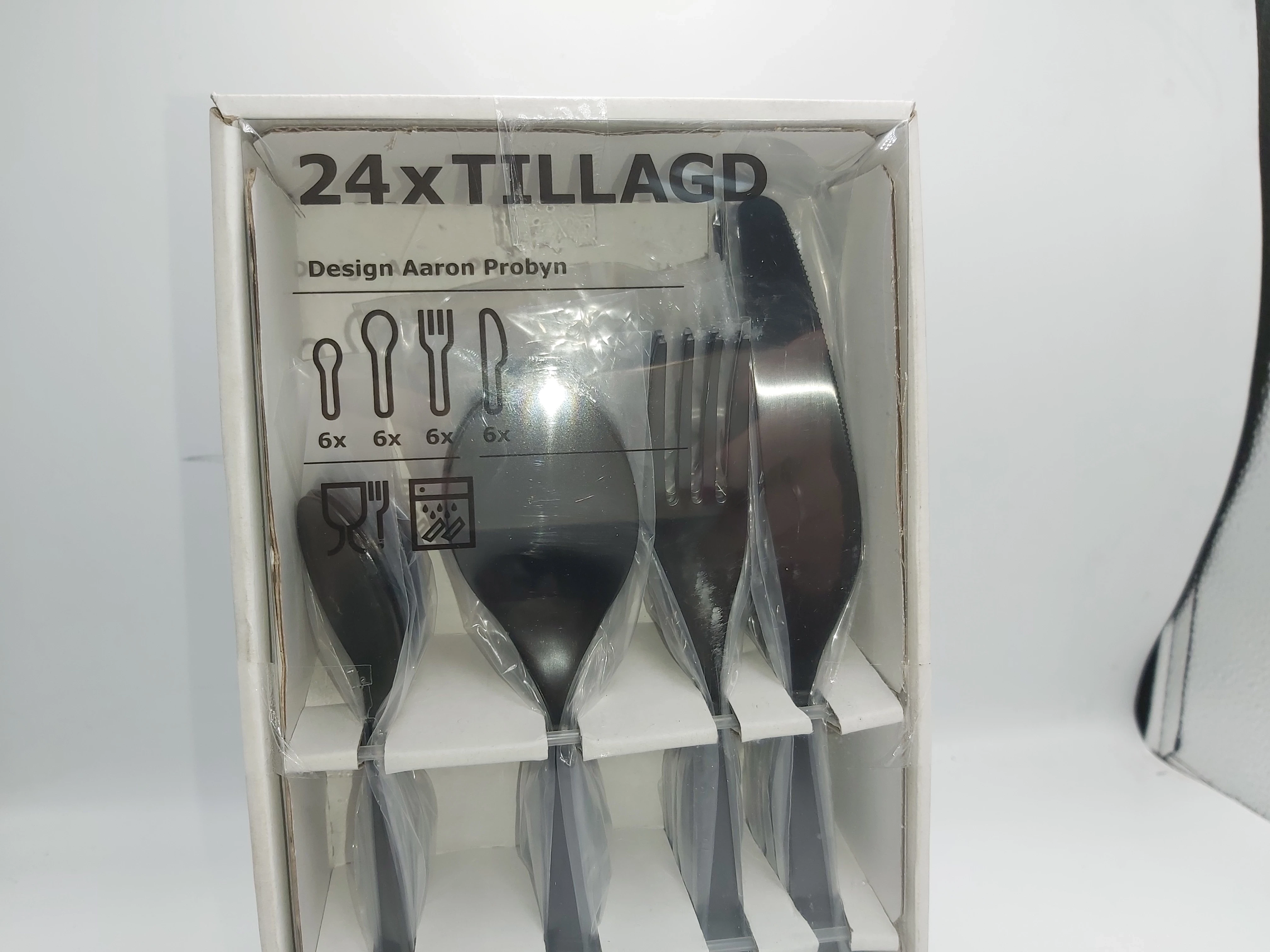 komplet-tillagd-sztuccow-24-sztuki-czarne-ikea-stan-uzywany