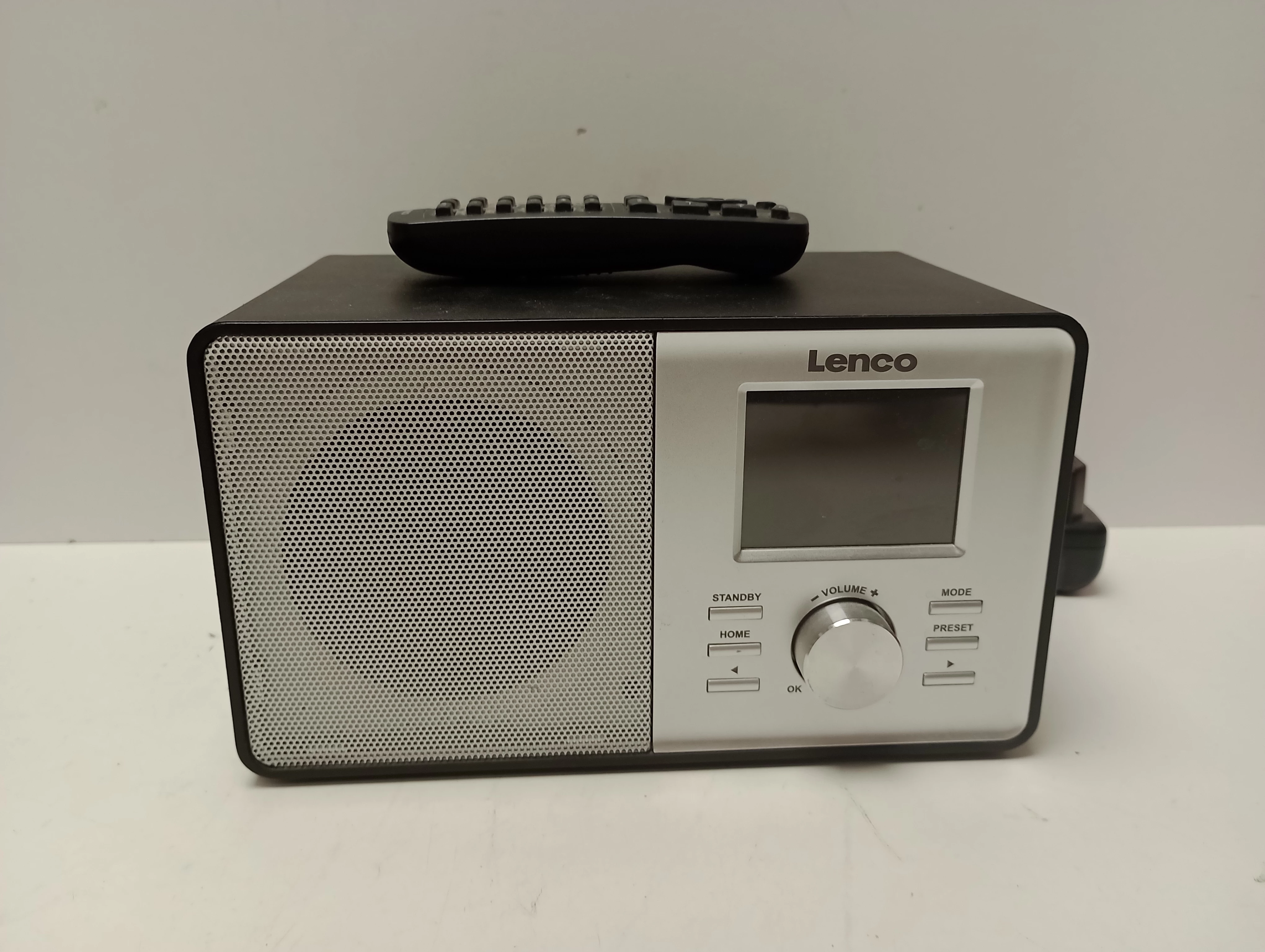 radio-internetowe-lenco-cr-2003-osiedle-teatralne-3u15-krakow