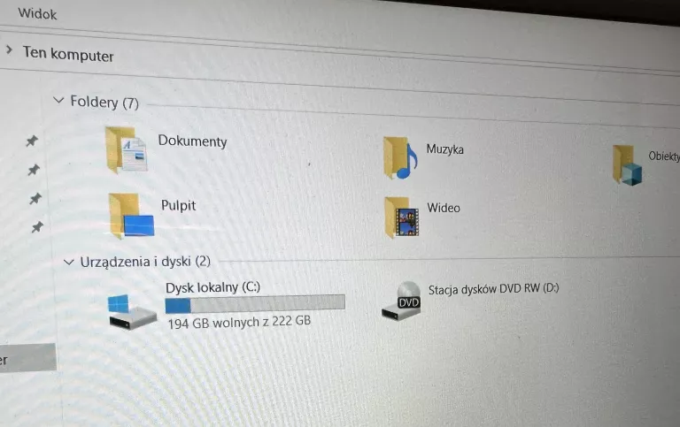 laptop-dell-inspiron-ttyfj-a00-i5-6200u-8256gb-rozdzielczosc-px-1366-x-768