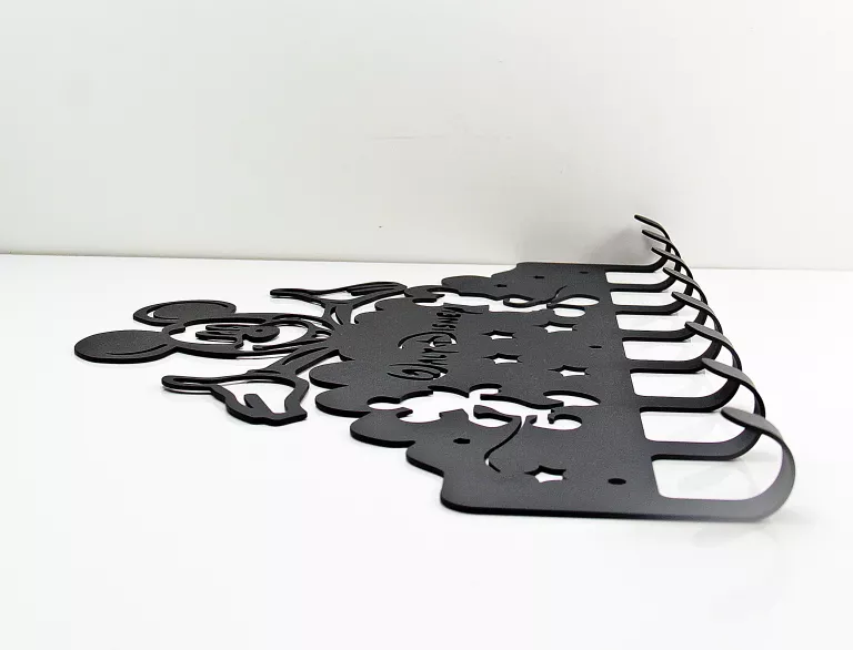 wieszak-metalowy-na-ubrania-walt-disney-kolor-mebla-czarny