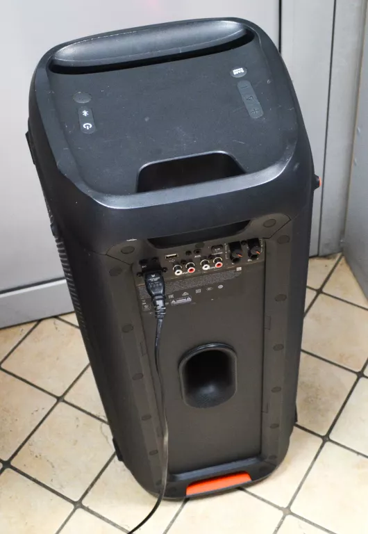 glosnik-imprezowy-jbl-partybox-200-audio-kolor-czarny