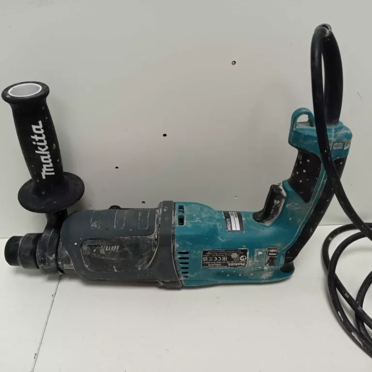 MŁOTOWIERTARKA MAKITA HR2470 780W