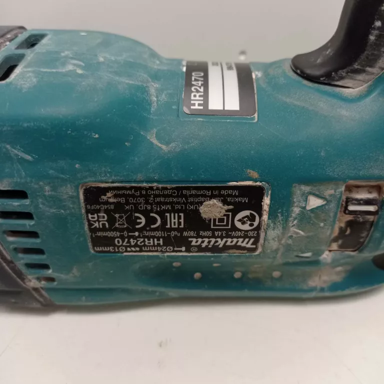 MŁOTOWIERTARKA MAKITA HR2470 780W