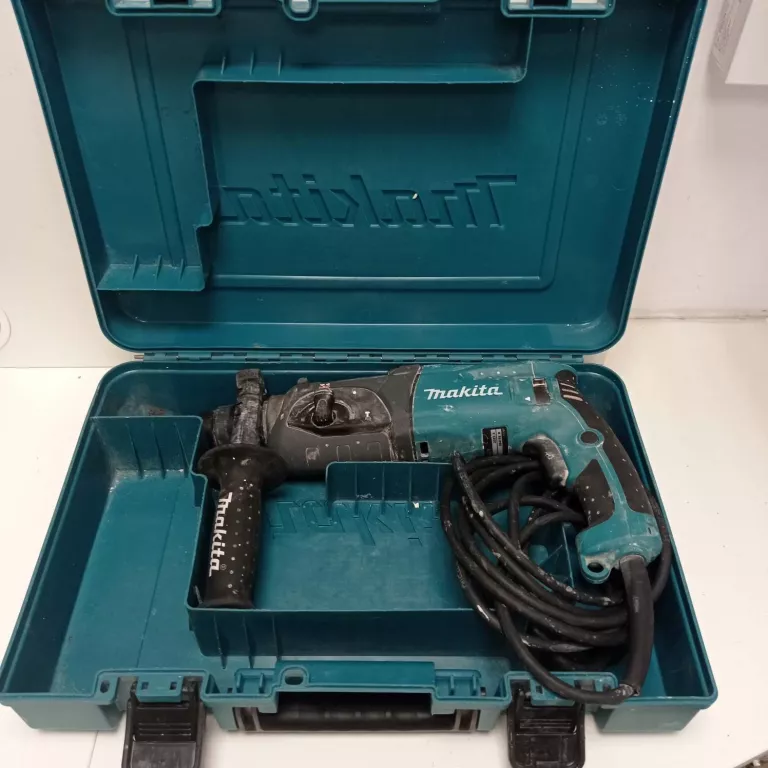 MŁOTOWIERTARKA MAKITA HR2470 780W