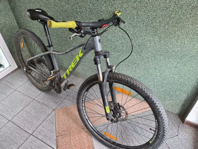 rower-trek-merlin-6-kola-275-rozmiar-ramy-40-cm