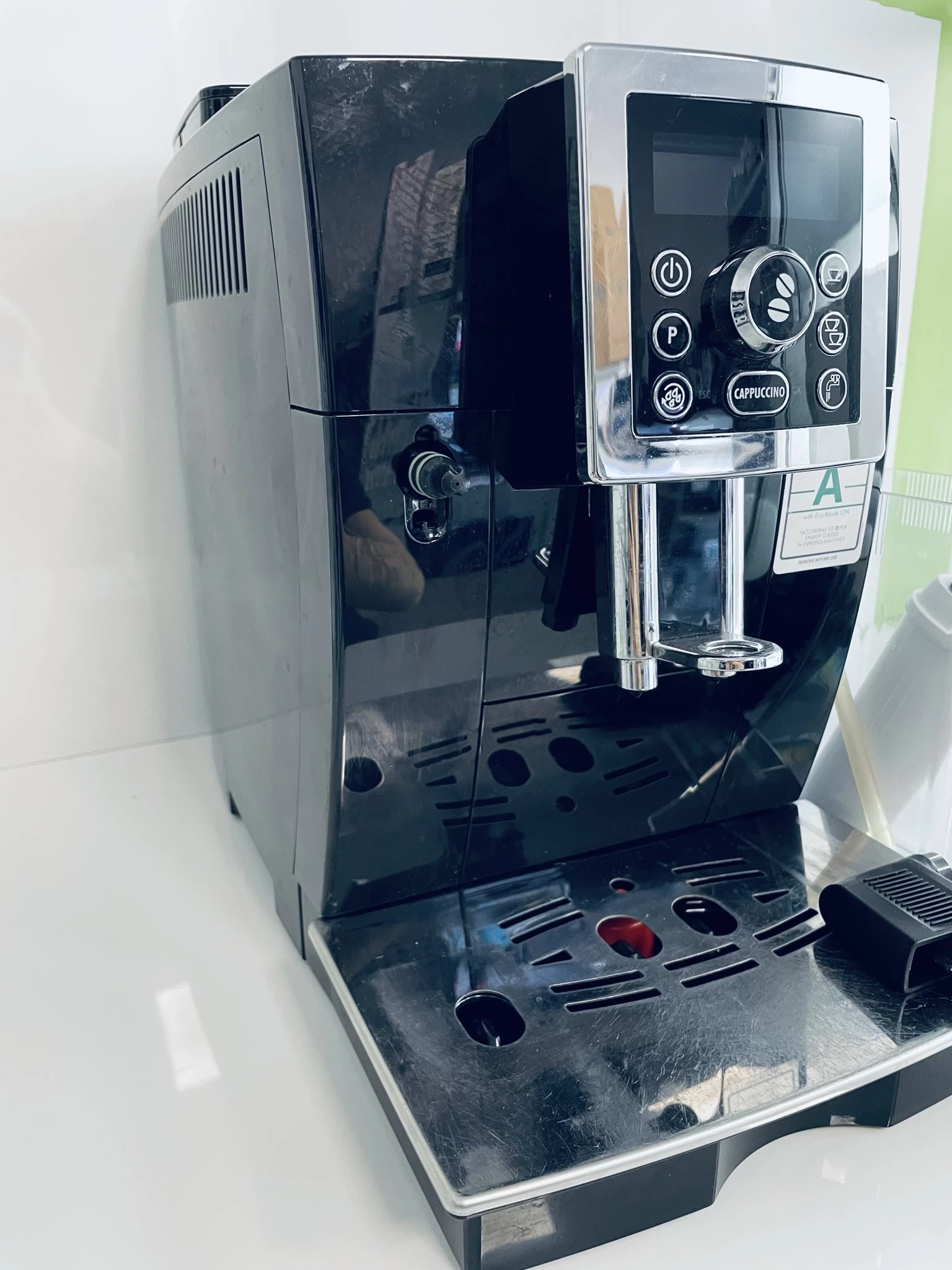 ekspres-de-longhi-ecam-23460b-kolor-dominujacy-czarny