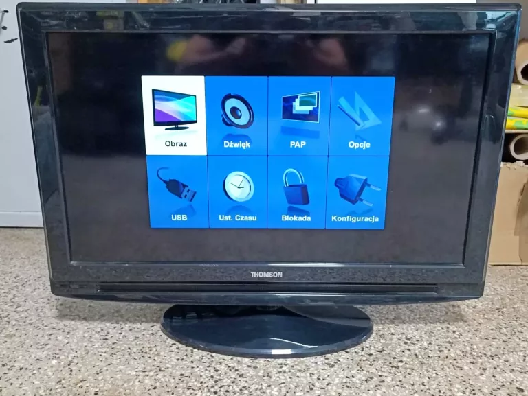TELEWIZOR 32'' THOMSON 32HE8234B