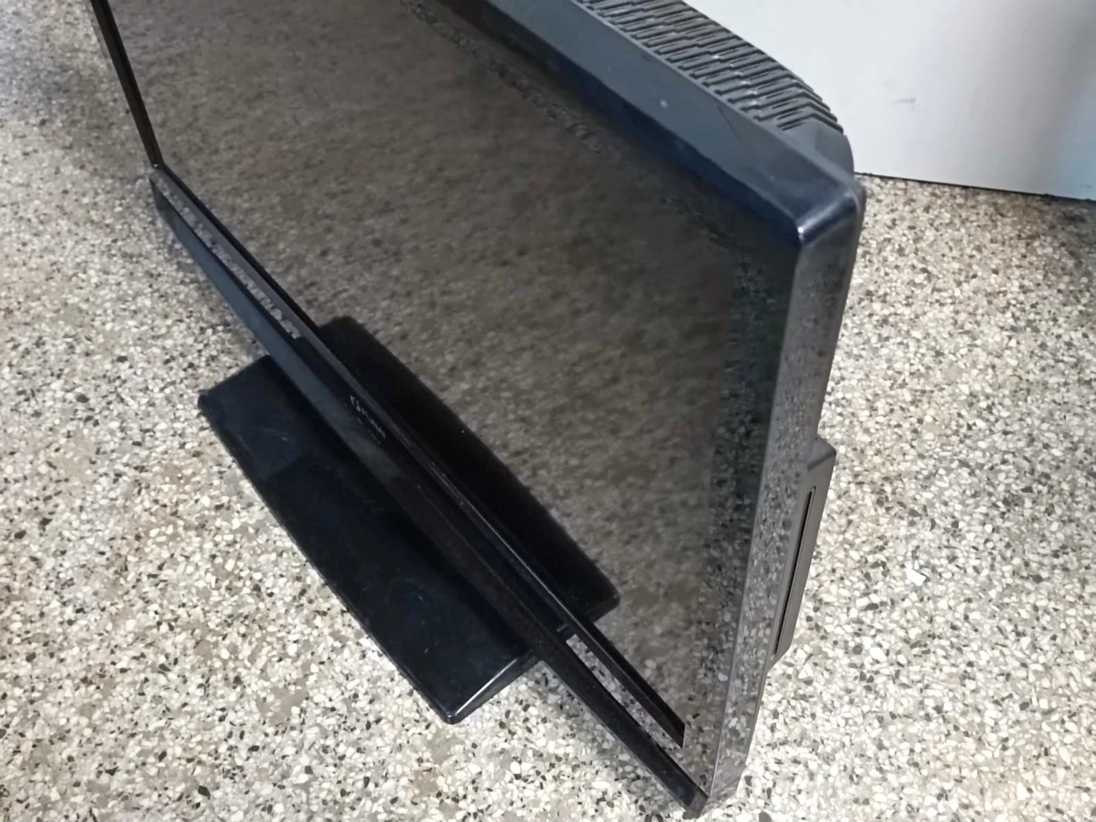 telewizor-funai-32-cale-lt7-m32bb-przekatna-ekranu-cale-32