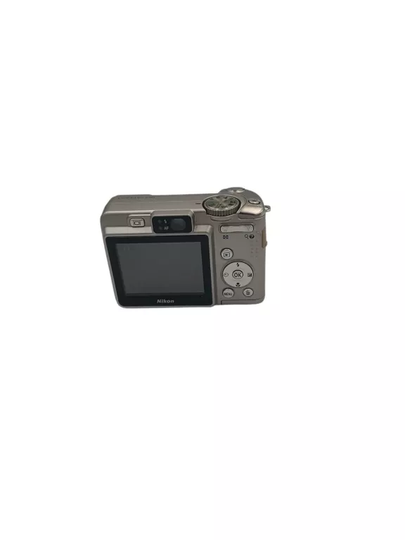 APARAT NIKON COOLPIX P50 8.1 MPX SOLO