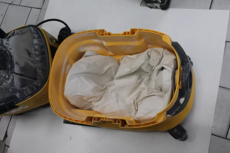 odkurzacz-przemyslowy-mirka-de-1230-l-pc-zabikowska-47-lubon-sc