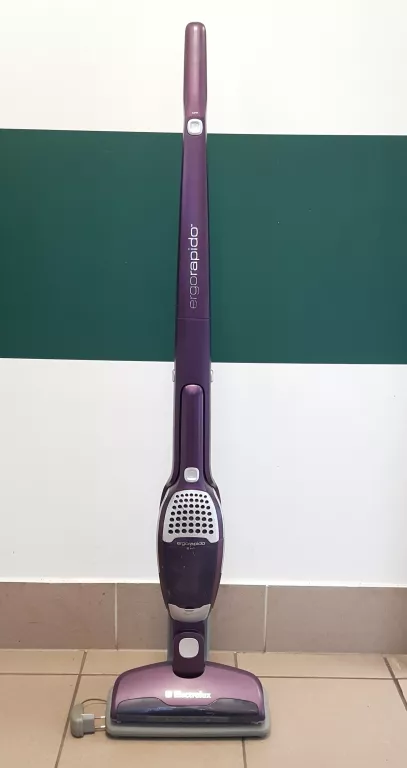 ODKURZACZ ELECTROLUX ERGORAPIDO 2W1 STACJA