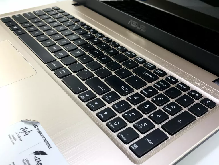 ASUS X540SA 15.6HD N3050 DDR3 4GB HDD 1TB WIN10