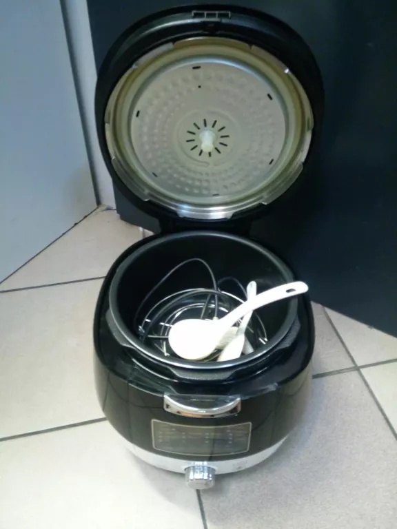 multi-cooker-frederick-excellence-de-19-stan-uzywany