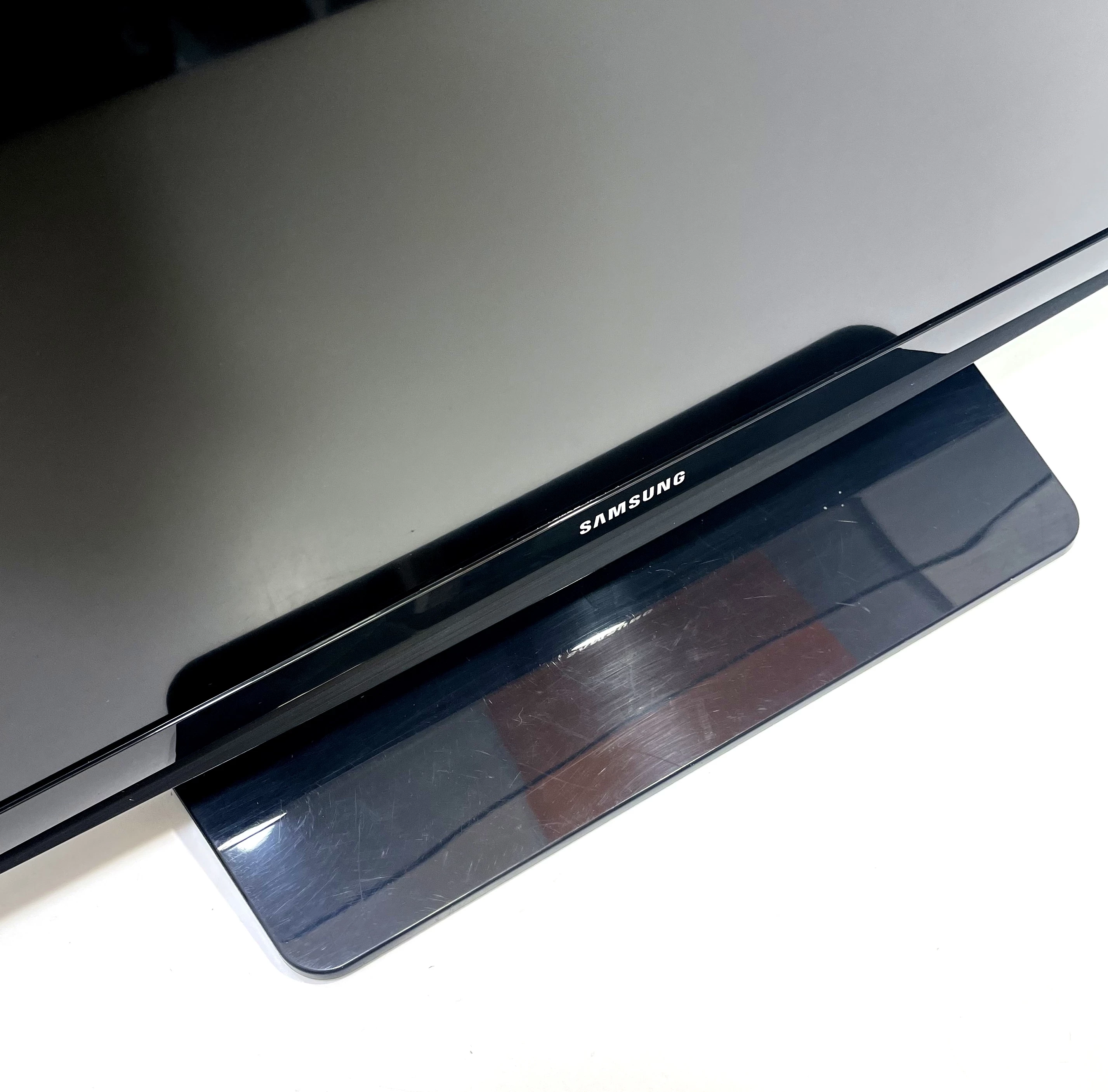 telewizor-32-samsung-ue32h4000aw-smart-tv-nie