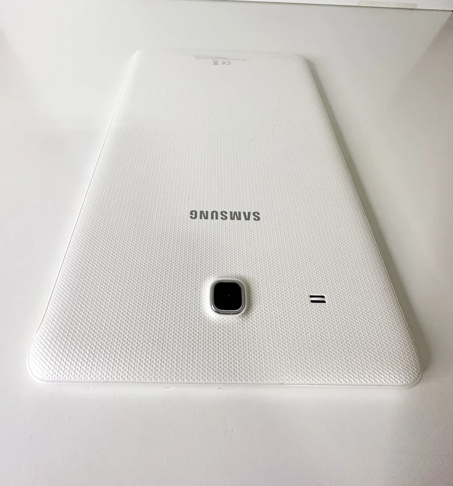 tablet-samsung-galaxy-tab-e-8gb-ean-gtin-0023022677142