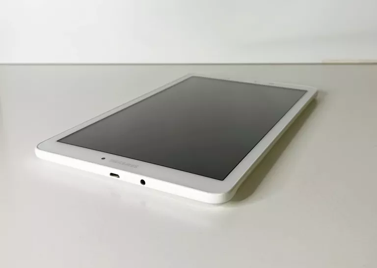 TABLET SAMSUNG GALAXY TAB E 8GB
