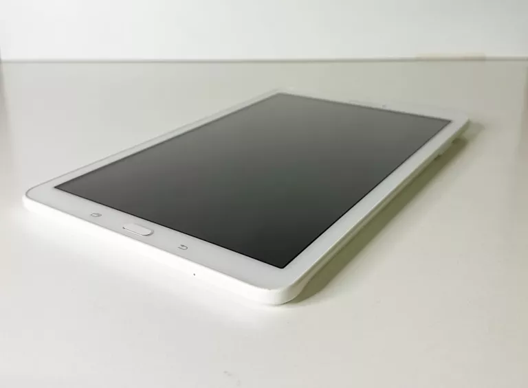 TABLET SAMSUNG GALAXY TAB E 8GB