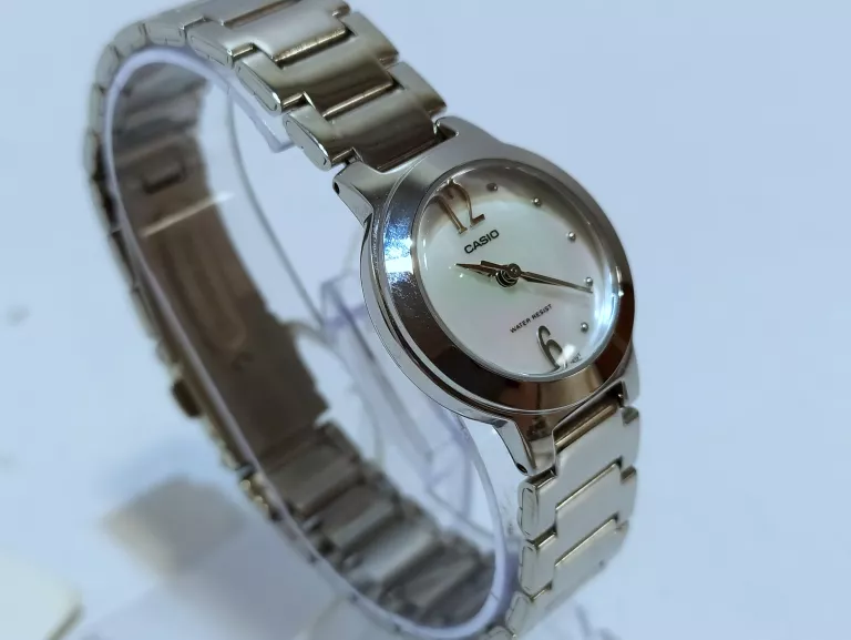 ZEGAREK DAMSKI CASIO ( LTP-1282D-7AEF )