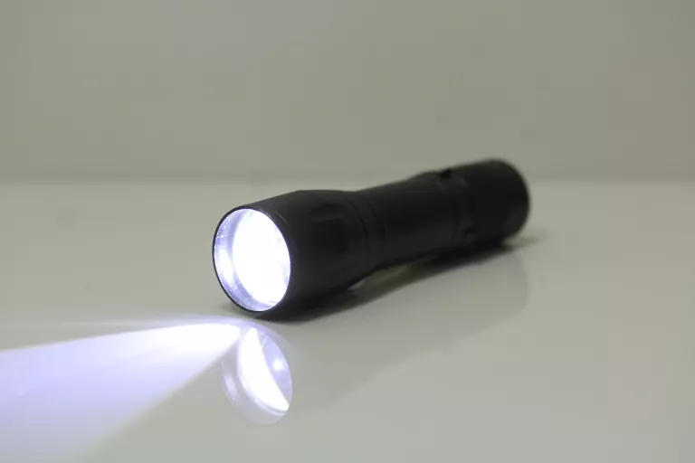 LATARKA USB