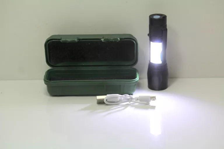 LATARKA USB