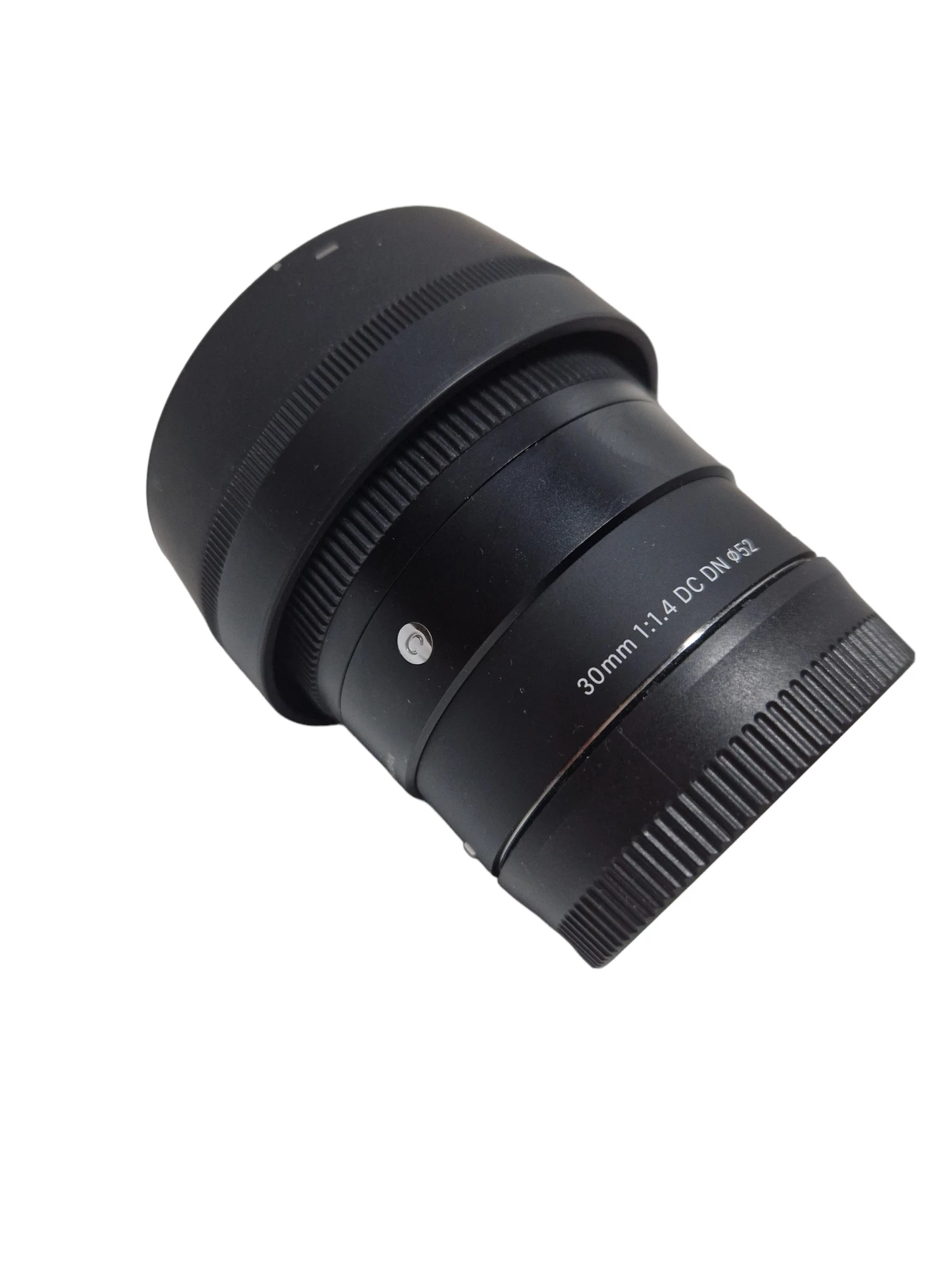 obiektyw-sigma-l-mount-30mm-f14-dc-dn-marka-sigma