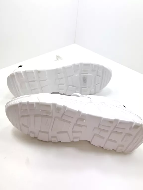 BUTY VERSACE JEANS COUTURE BIAŁE ROZ 45 Z METKA