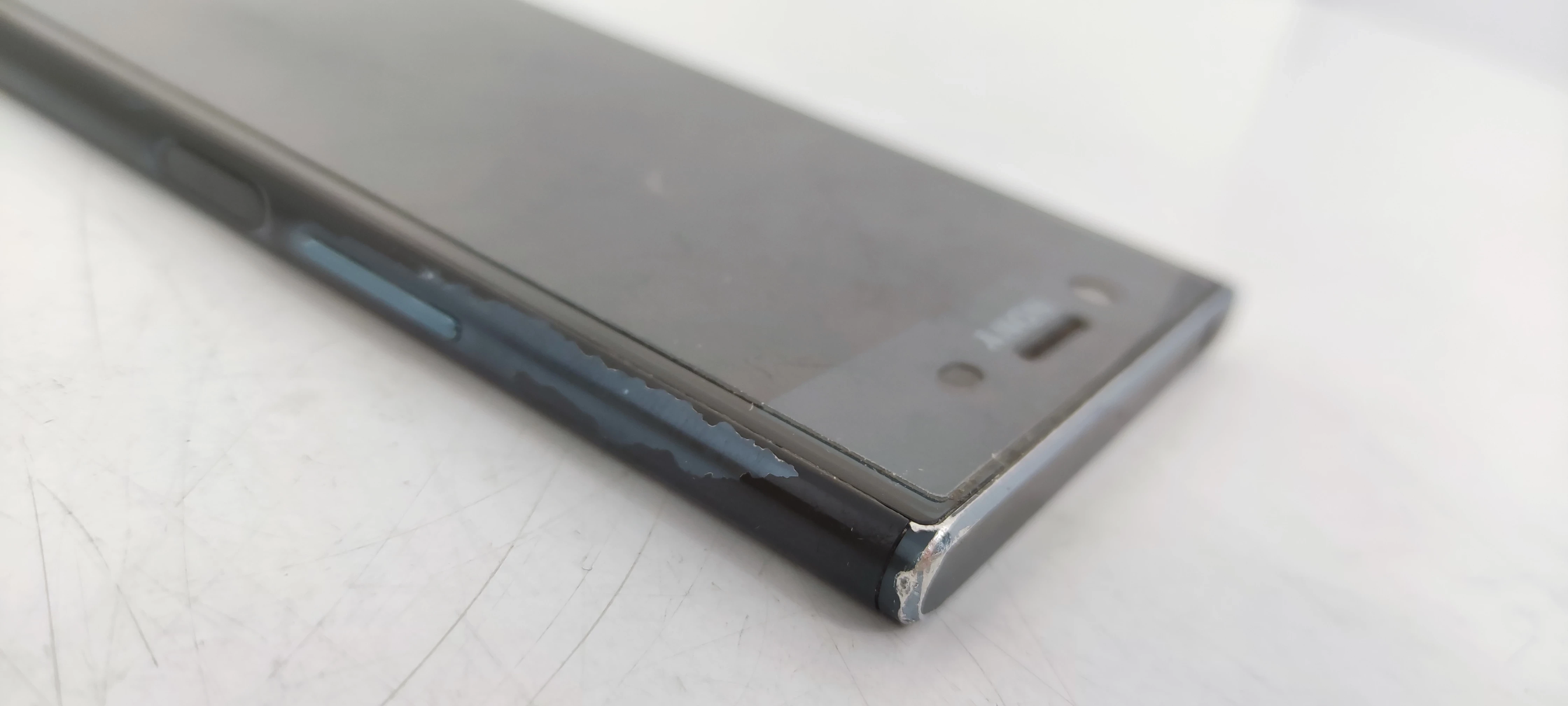 smartfon-sony-xperia-xz-premium-g8141-kod-producenta-g8141