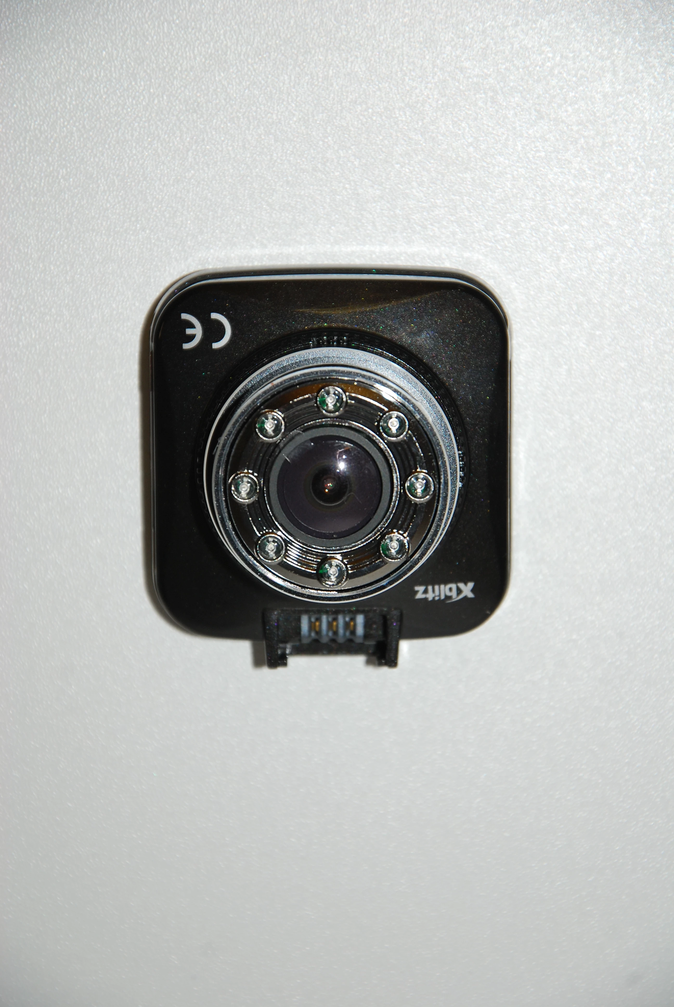 kamera-samochodowa-xblitz-go-se-rejestrator-stan-uzywany