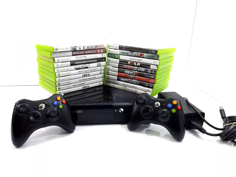 KONSOLA XBOX 360 E 1538, 2X PAD, 20 GIER