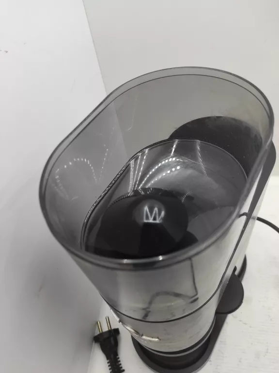 MŁYNEK ELEKTRYCZNY YOER BCG01BK