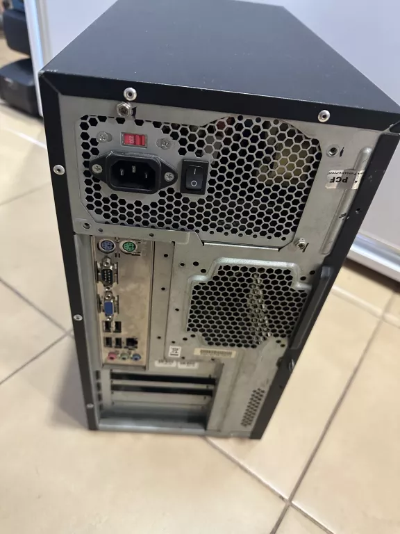 KOMPUTER STACJONARNY INTEL CORE 2 DUO, 4GB RAM, 1