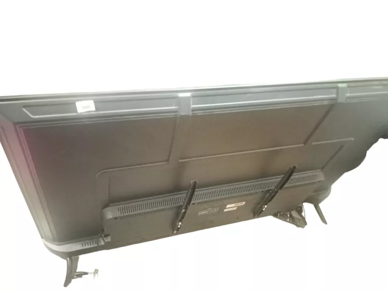TELEWIZOR CHIQ U65H7C 65" + PILOT ANDROID TV