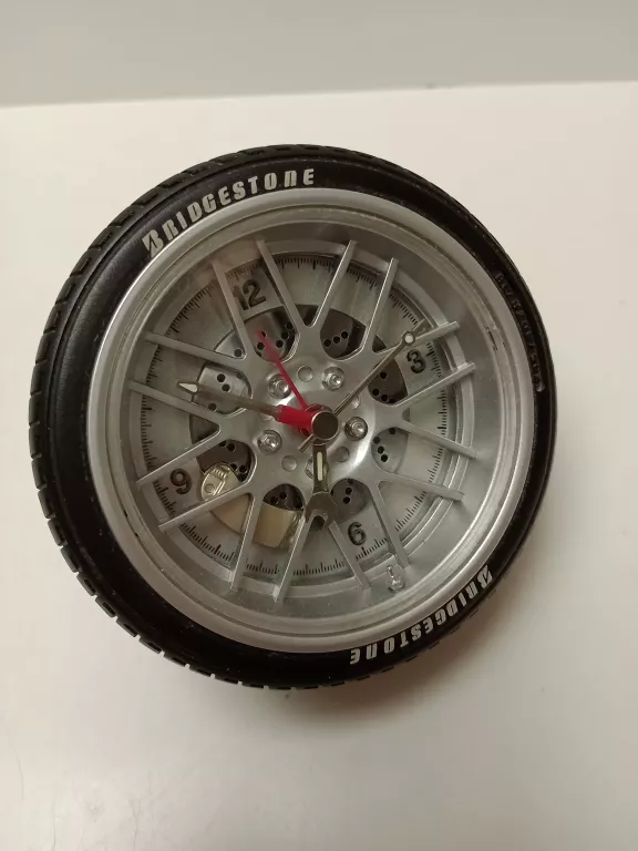 ZEGAREK BRIDGESTONE W KSZTAŁCIE OPONY