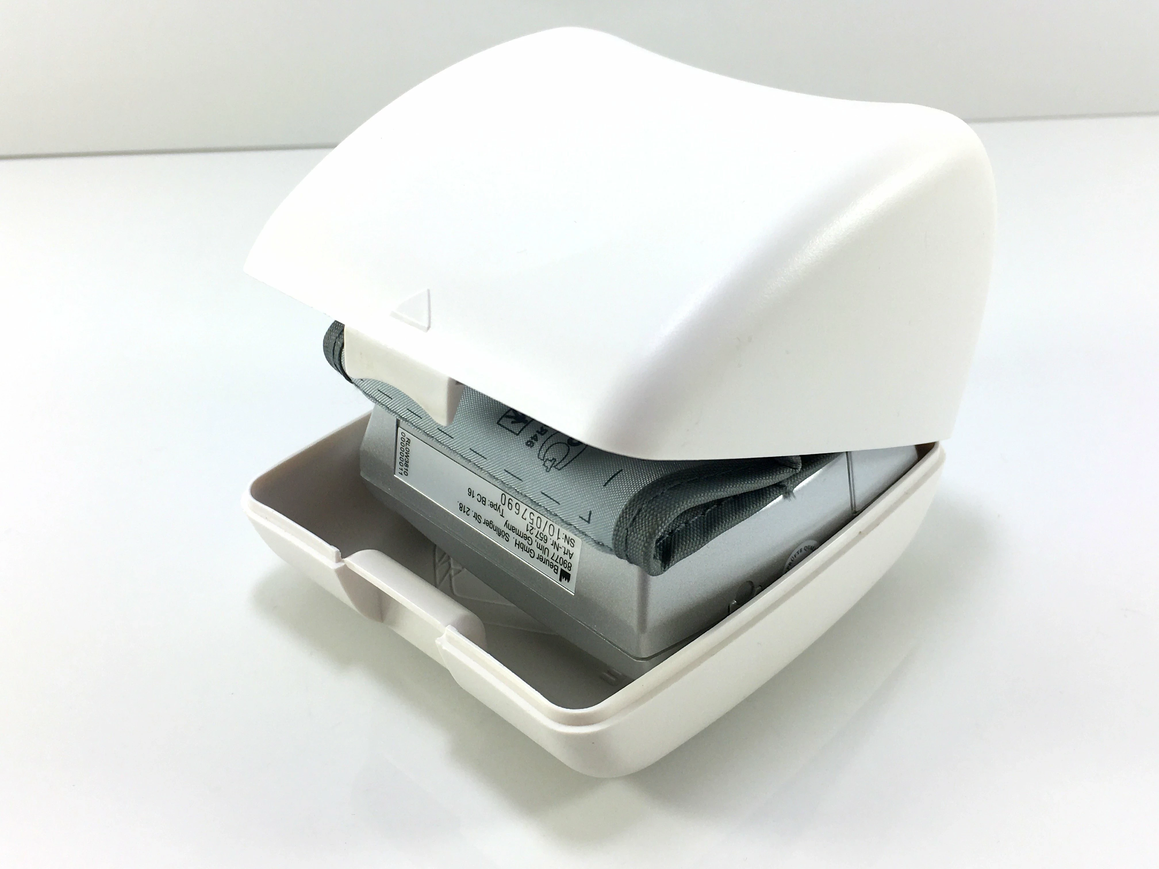 cisnieniomierz-nadgarstkowy-beurer-bc-16-zakres-pomiaru-cisnienia-krwi-0